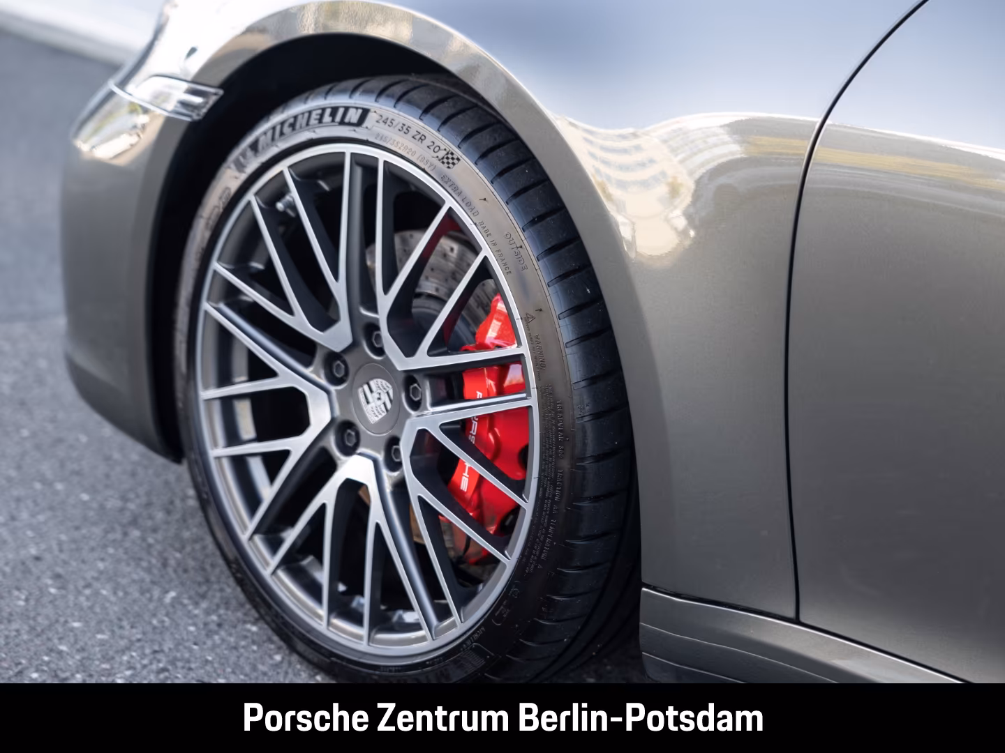 Porsche 911 4S 992 Carrera