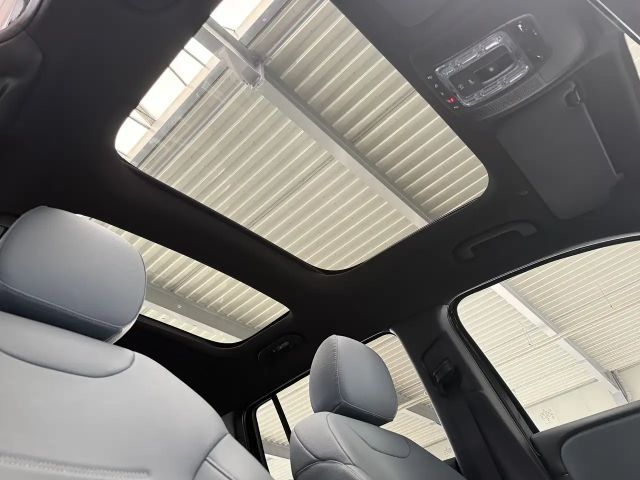 Mercedes-Benz GLB 250 4MATIC AMG Line Premium