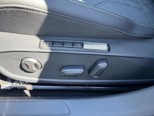 Volkswagen Golf Business Variant