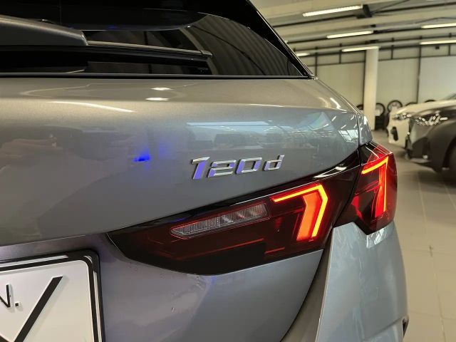 BMW 120 120d M-Sport Sedan