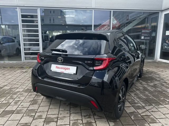 Toyota Yaris Hatchback Hybride VVT-i