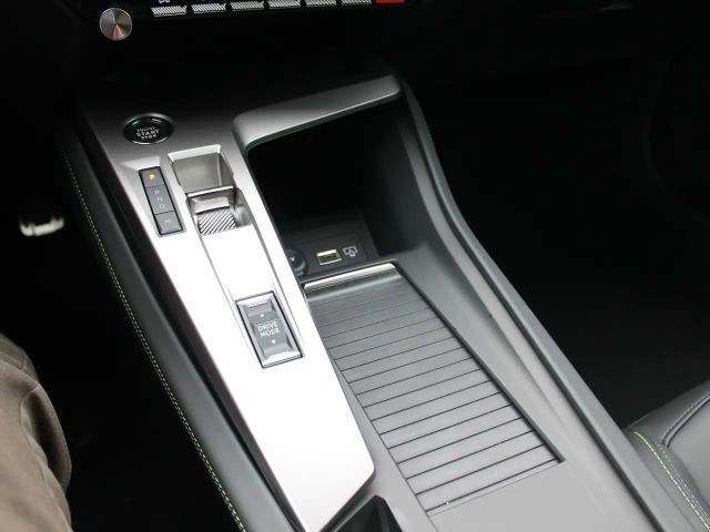 Peugeot 408 GT-Line Hybrid Premium