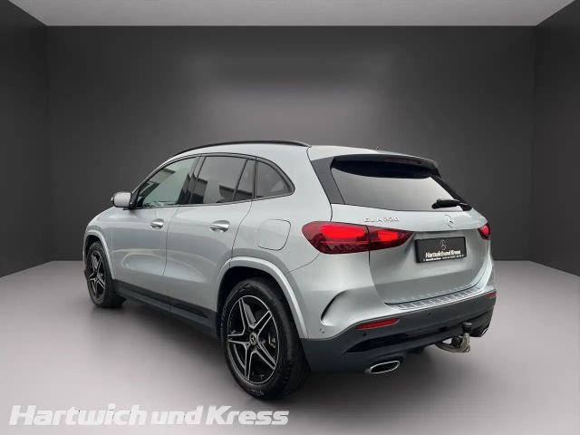 Mercedes-Benz GLA 220 4MATIC AMG Line