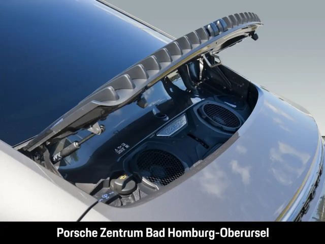 Porsche 992 Carrera Coupé GTS