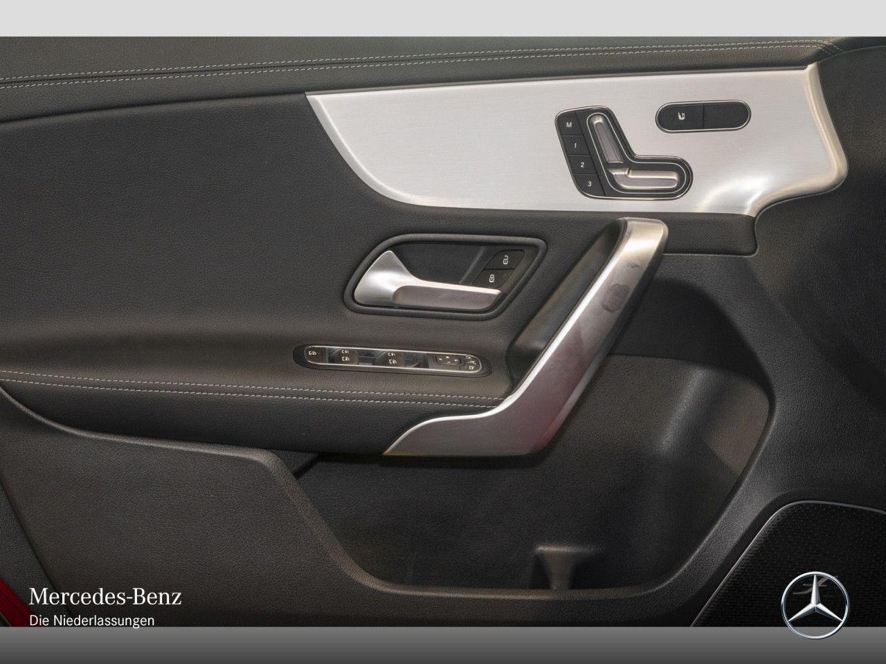 Mercedes-Benz A 250 4MATIC AMG Line