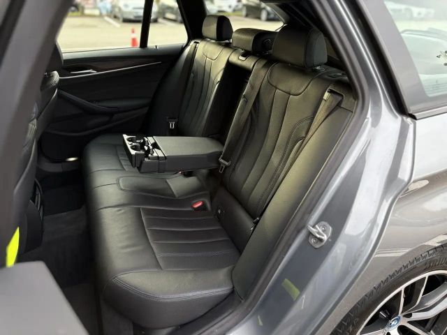BMW 530 530e Touring xDrive