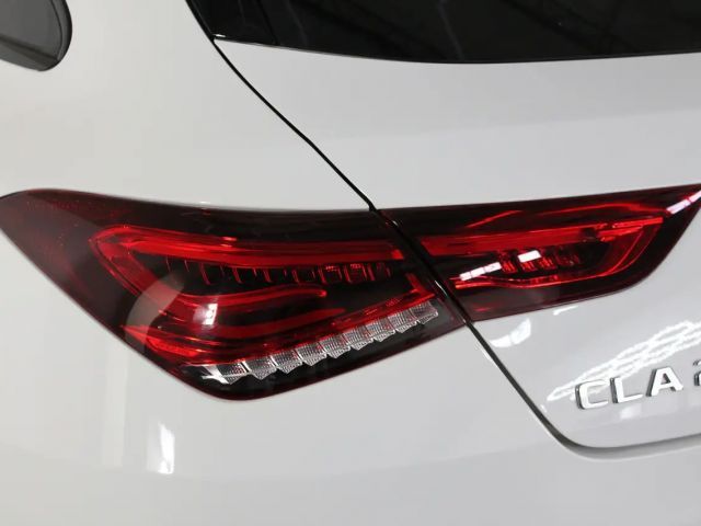 Mercedes-Benz CLA 250 AMG Line CLA 250 e