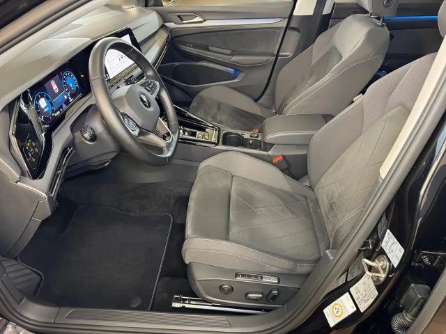 Volkswagen Golf 2.0 TDI DSG Style Variant