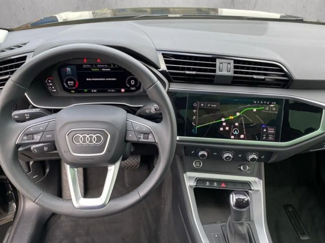 Audi Q3 35 TFSI S-Tronic