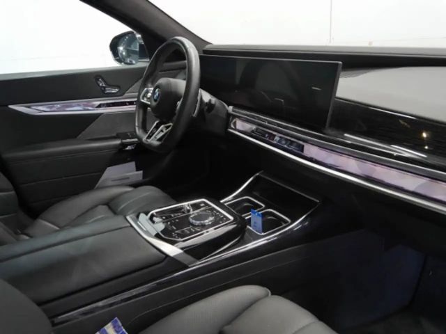 BMW 740 Sedan xDrive