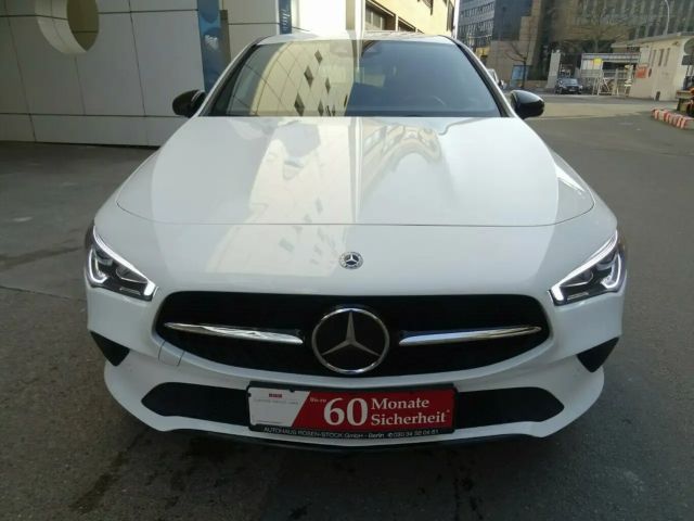 Mercedes-Benz CLA 200 CLA 200 d Progressive