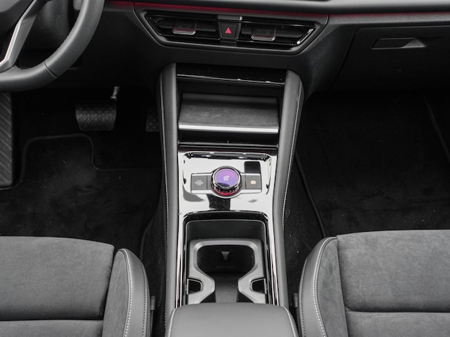 Volkswagen Tayron 2.0 TDI DSG 7-Sitze NAVI PANO