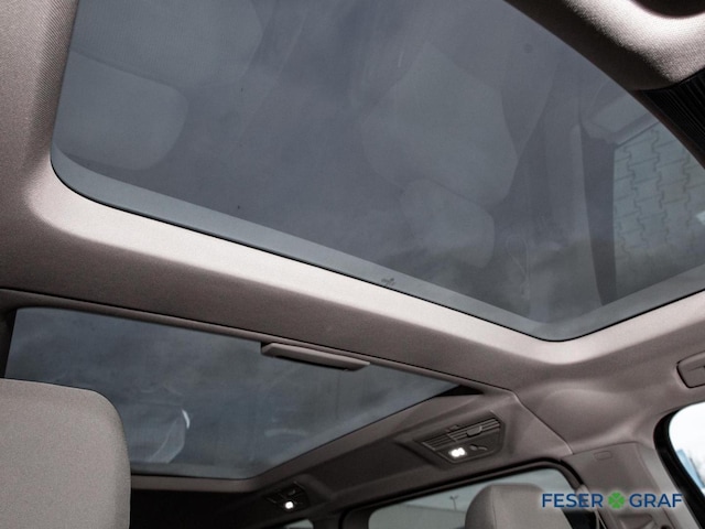 Volkswagen Multivan 2.0 TDI Life T7