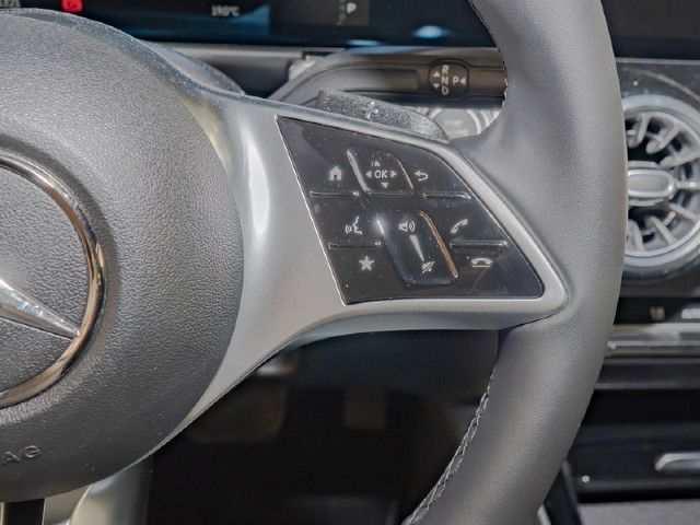 Mercedes-Benz GLB 200 GLB 200 d