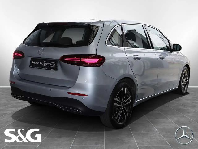 Mercedes-Benz B 180 Progressive