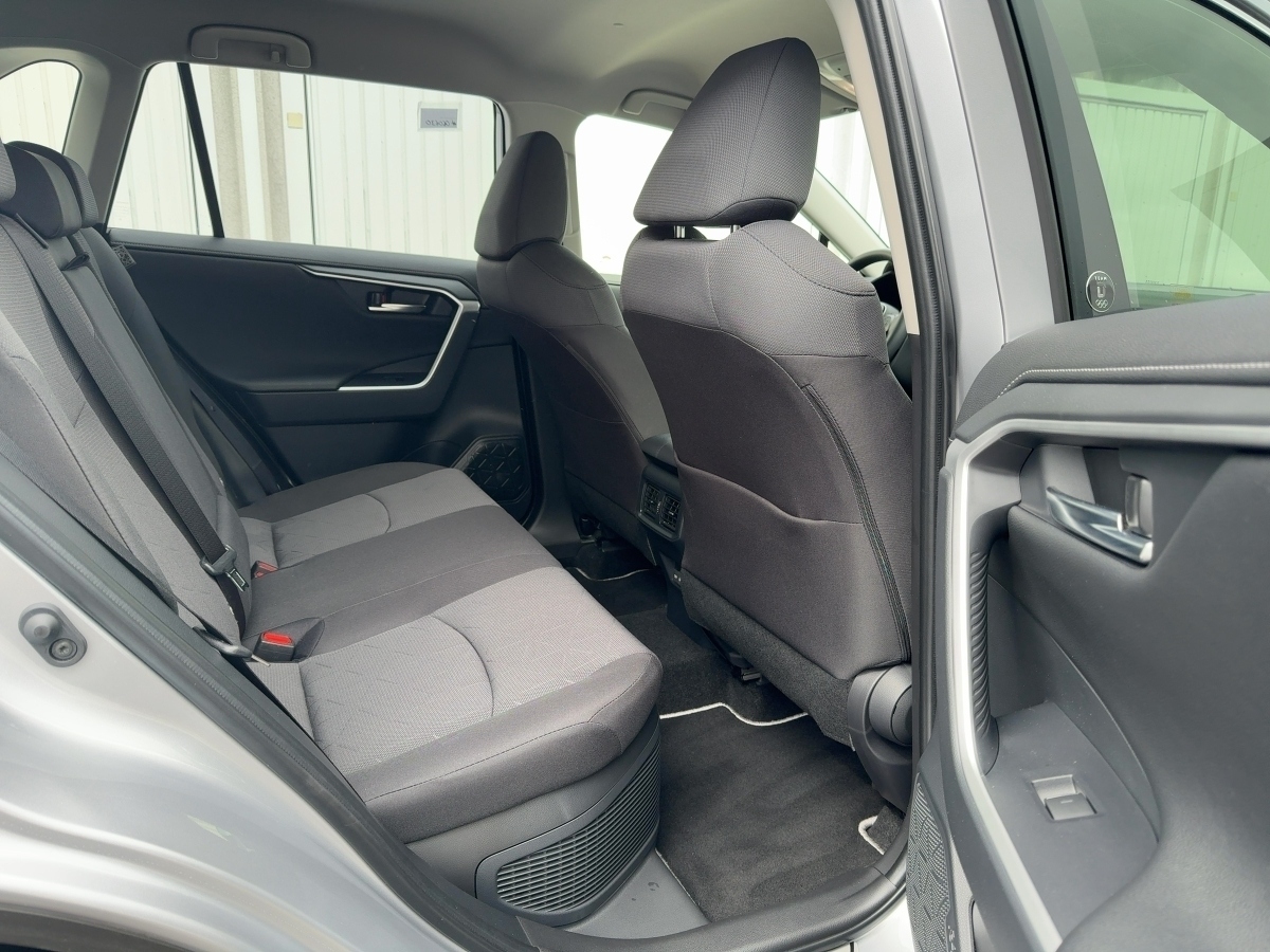 Toyota RAV4 5-deurs Team D