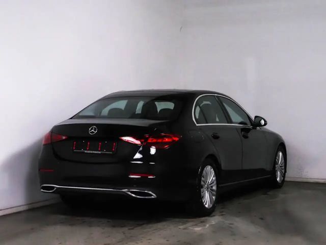 Mercedes-Benz C 180 AVANTGARDE Sedan