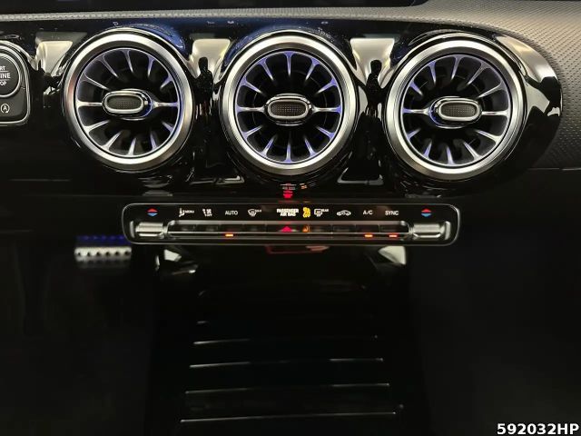 Mercedes-Benz A 200 AMG Line