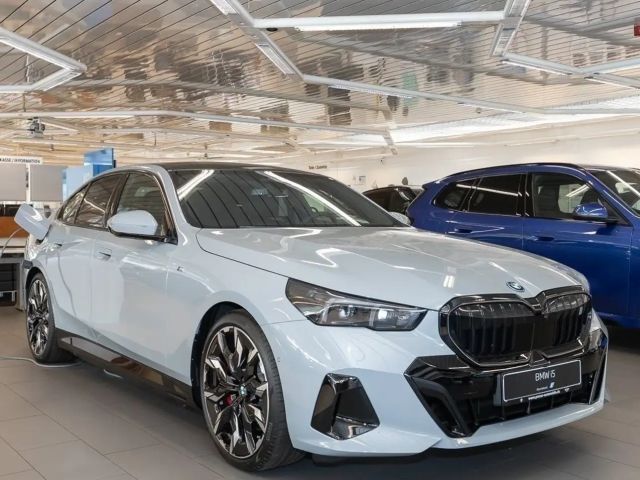 BMW i5 M-Sport Sedan eDrive40