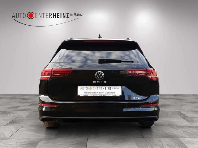 Volkswagen Golf 1.5 eTSI Life