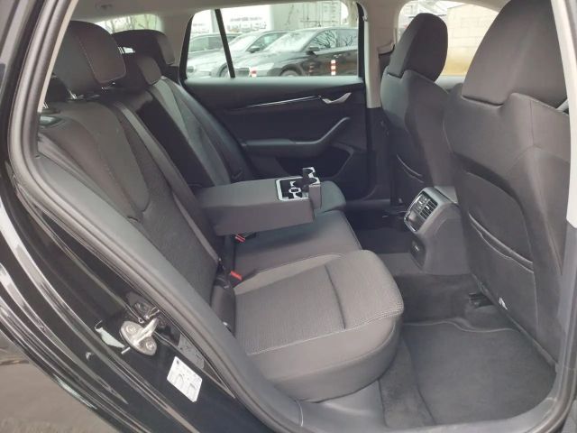 Skoda Octavia Selection