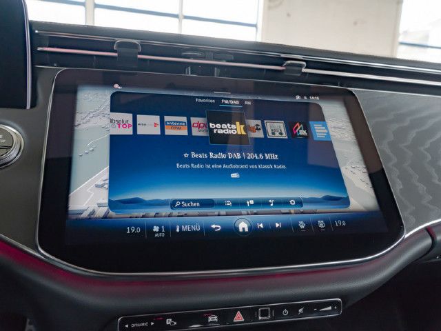 Mercedes-Benz E 200 AMG Line Sedan