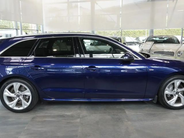Audi A4 40 TFSI Avant Quattro S-Line