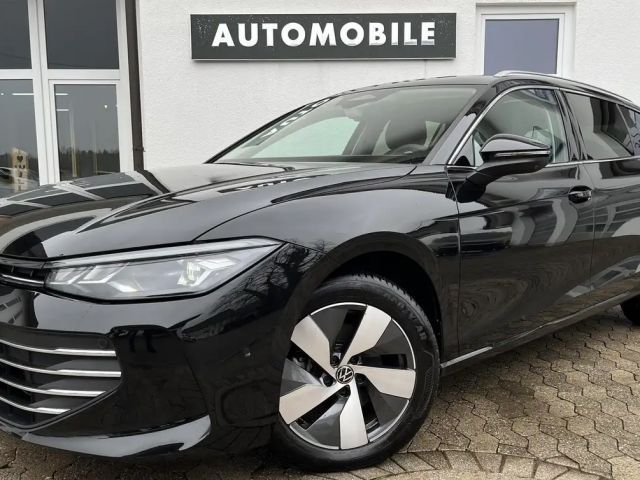 Volkswagen Passat 1.5 eTSI Business DSG Variant