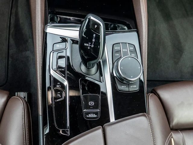 BMW 530 530e Luxury Line Touring