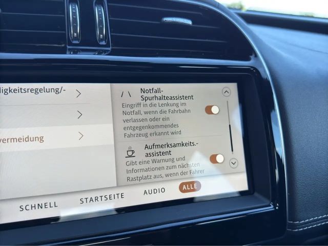 Jaguar XE AWD D200 R-Dynamic S