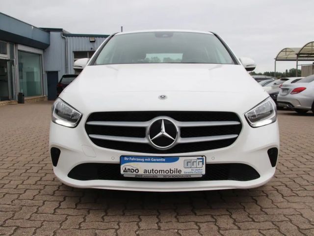 Mercedes-Benz B 180 B 180 d Business Line