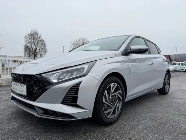 Hyundai i20 *** GO PLUS 1,2 MPI *** LUMEN GRAY PERAL ***