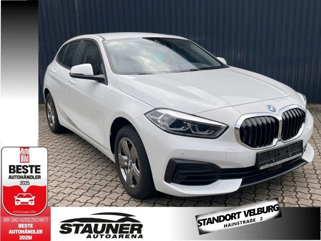 BMW 118 118i 5-deurs Sedan