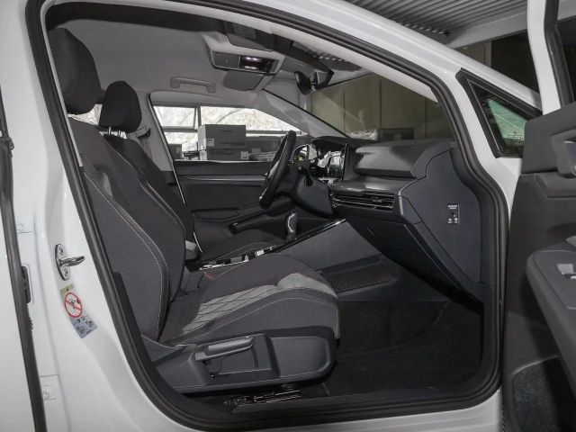 Volkswagen Golf 1.5 TSI Style