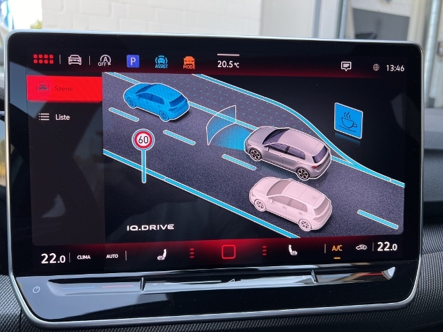 Volkswagen Golf 2.0 TSI DSG Golf VIII