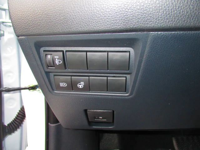 Toyota Yaris 1.5 Teamplayer ACC+LED+SHZ+Fernlichtass.