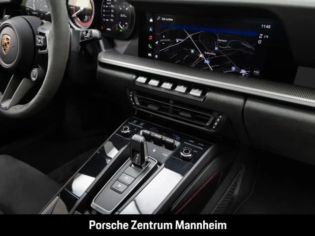 Porsche 992 Carrera Coupé GTS