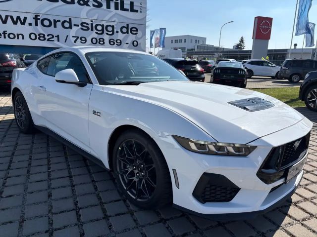 Ford Mustang Fastback GT 5.0 V8