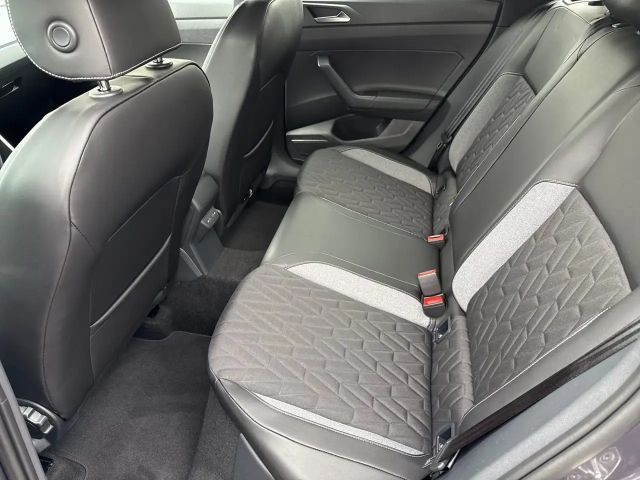 Volkswagen Taigo 1.0 TSI DSG