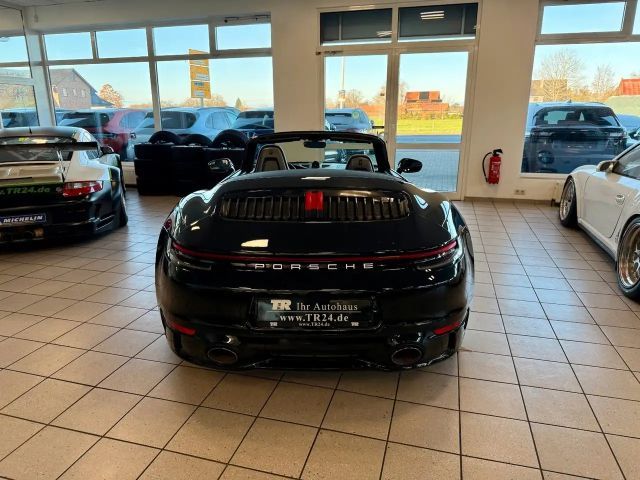 Porsche 992 4S Cabrio Carrera
