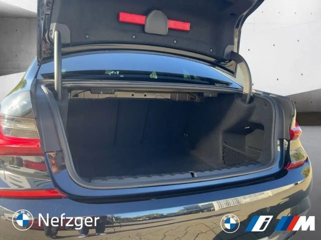 BMW 330 330d M-Sport Sedan xDrive