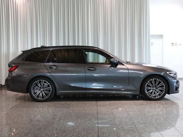 BMW 320 320i M-Sport Touring