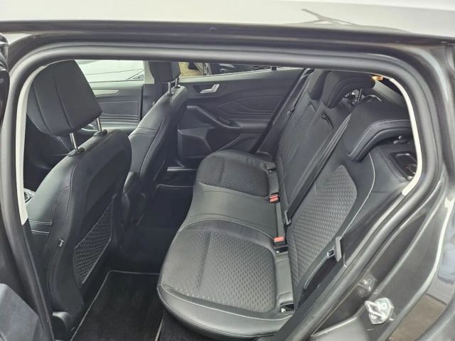 Ford Focus EcoBoost Titanium Wagon