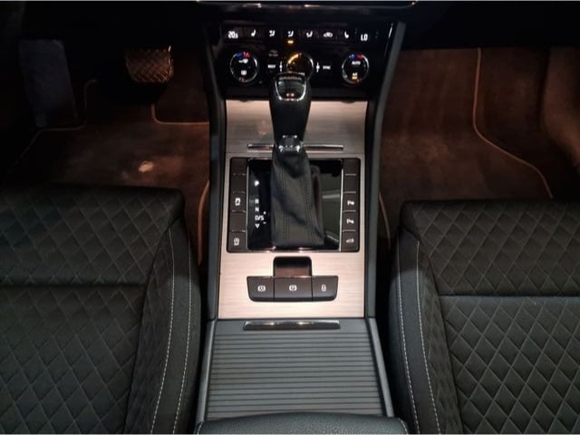 Skoda Superb 2.0 TDI Ambition Combi