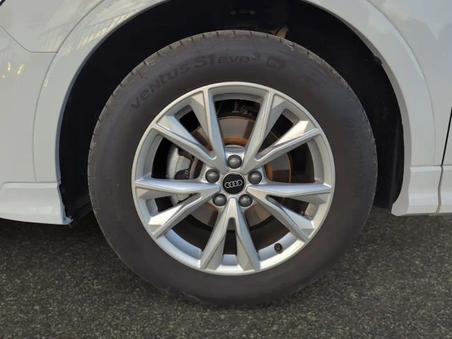 Audi Q3 35 TFSI S-Line S-Tronic