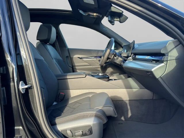 BMW i5 M60 Sedan xDrive