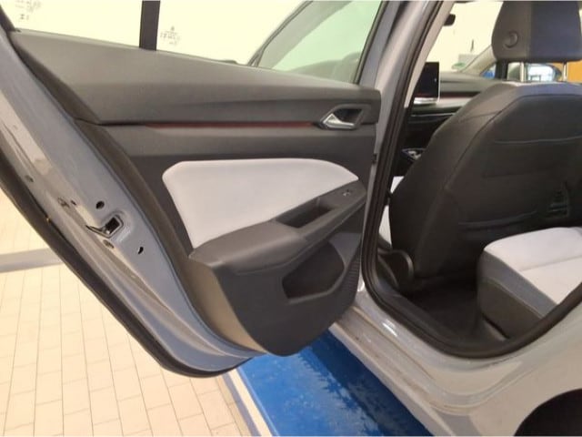 Volkswagen Golf 1.5 TSI Style eHybrid