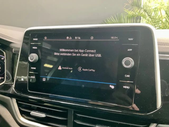 Volkswagen T-Roc 1.5 TSI DSG R-Line