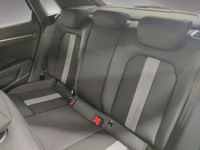 Audi A3 30 TFSI Sedan