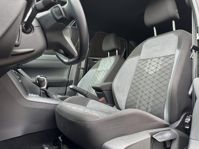 Volkswagen Taigo 1.5 TSI DSG R-Line